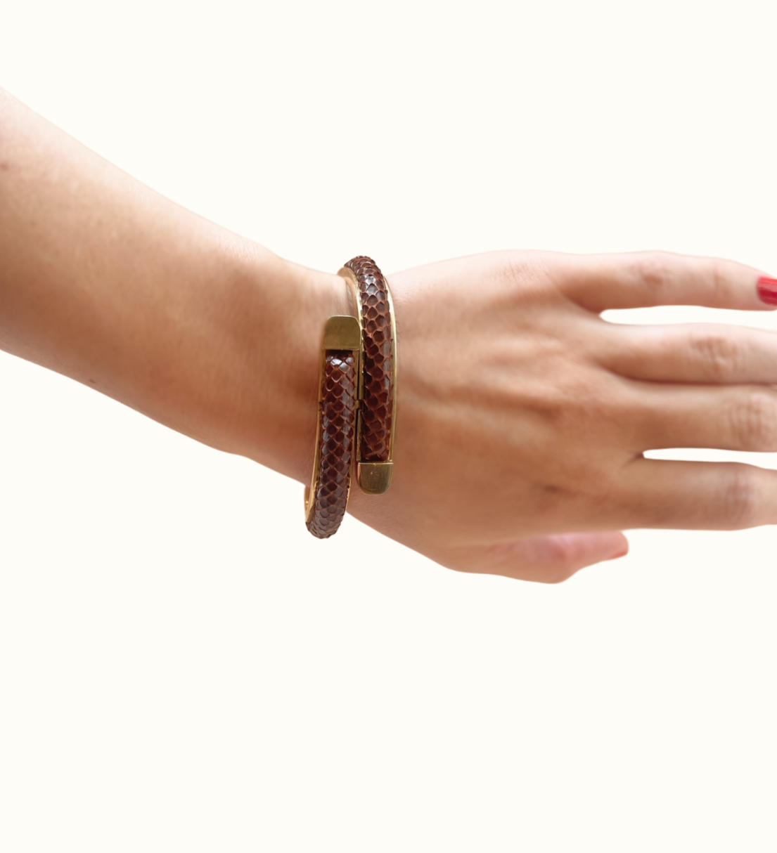 Vintage 1970s Snakeskin Gold Bangle Bracelet